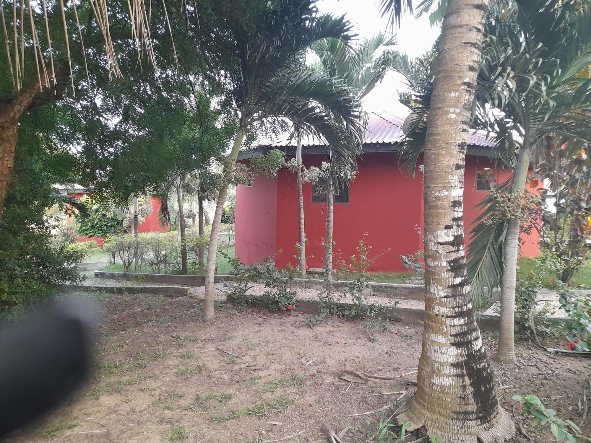 Paradise Ocean Resort Cape Coast Exterior photo