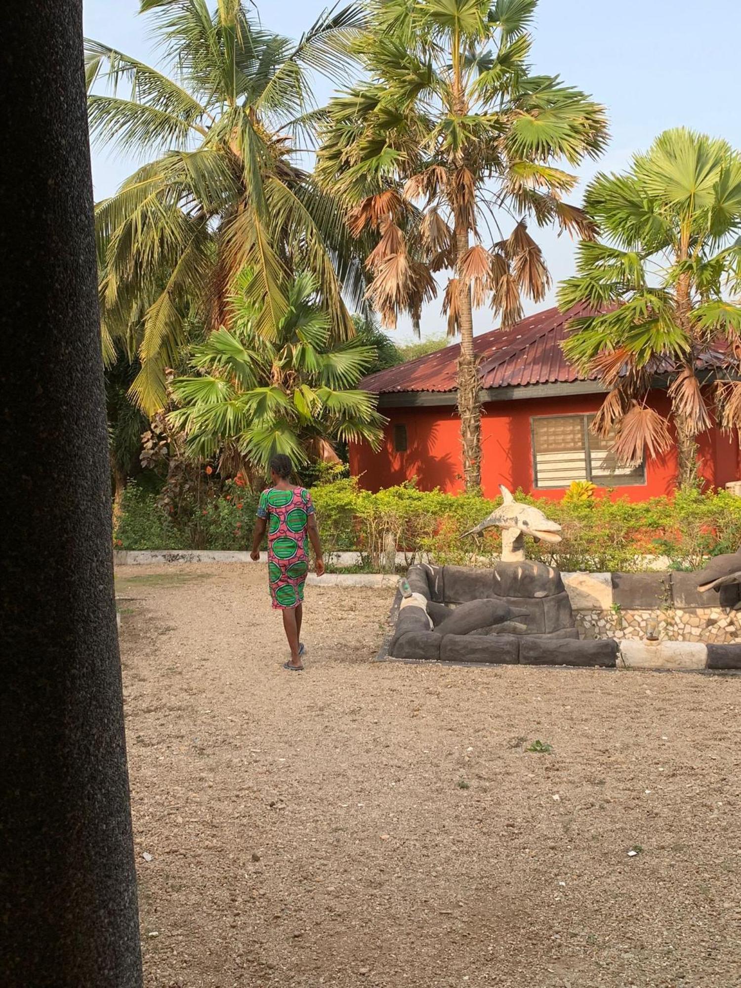 Paradise Ocean Resort Cape Coast Exterior photo