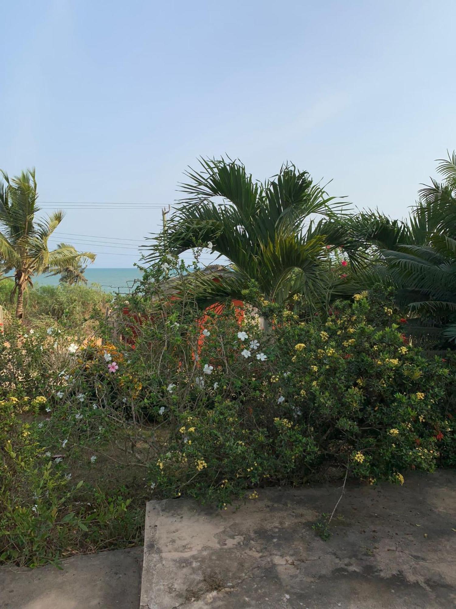 Paradise Ocean Resort Cape Coast Exterior photo