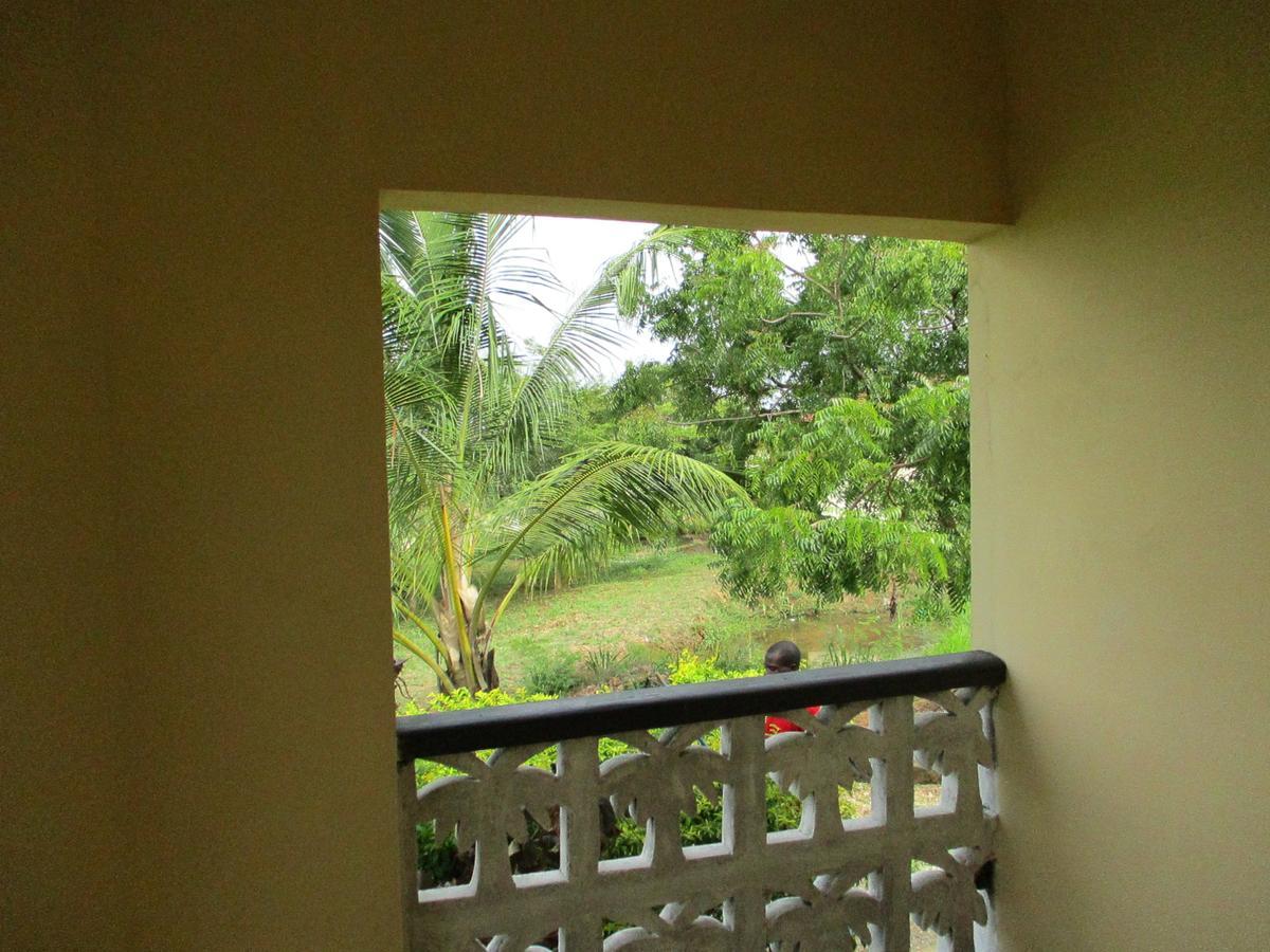Paradise Ocean Resort Cape Coast Exterior photo